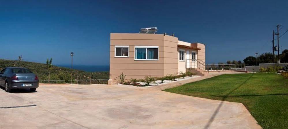 Villa Ariella With Sea View Agia Marina Buitenkant foto